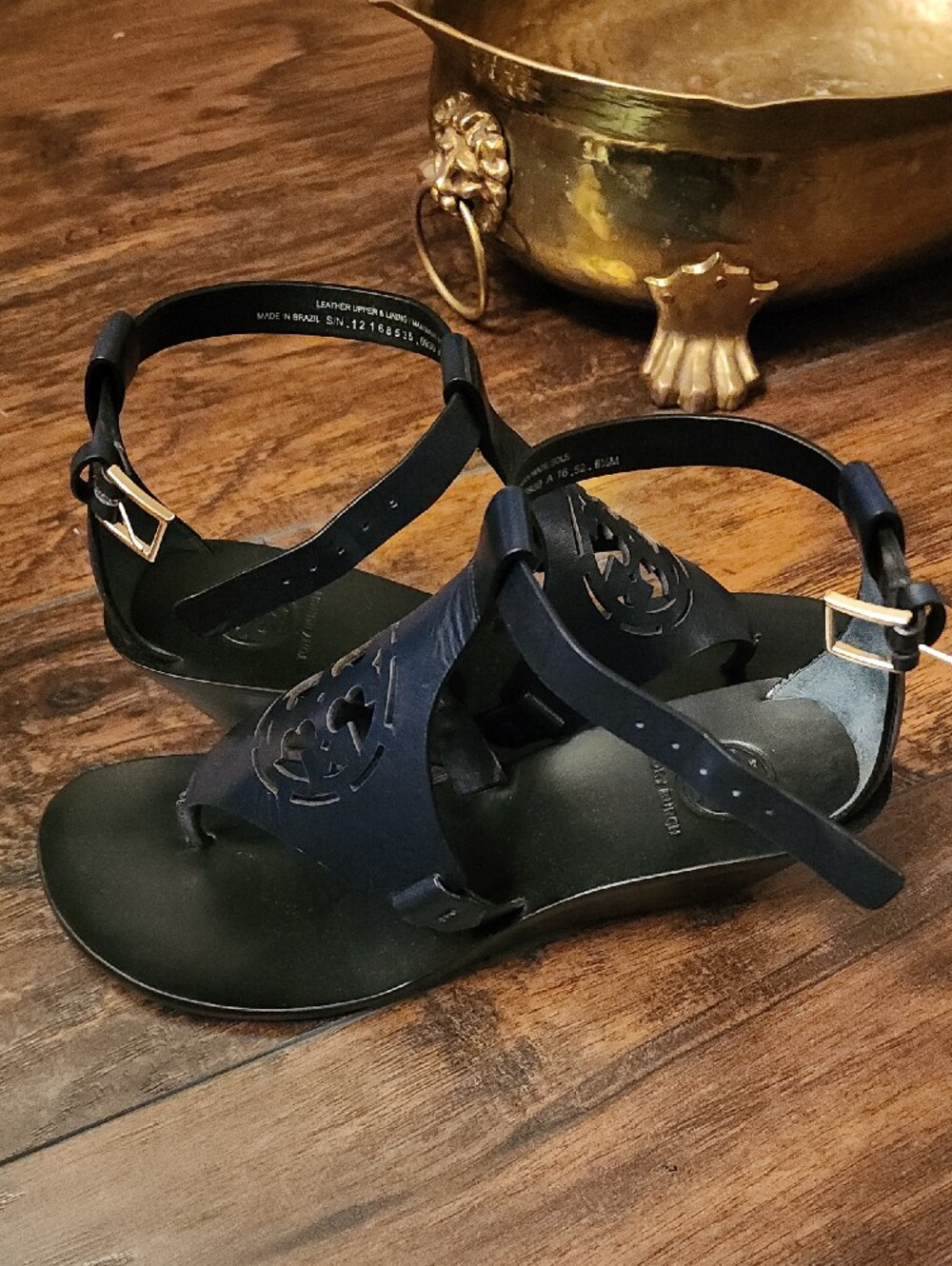 Tory Burch Navy Leather Logo Thong Sandals with Gold Buckles - Picture 2 of 3